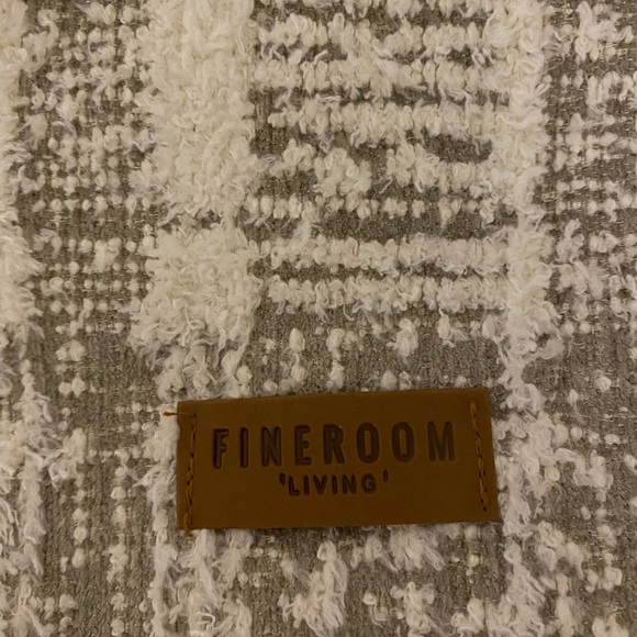 New with tags loomia pillowcase - Picture 3 of 6